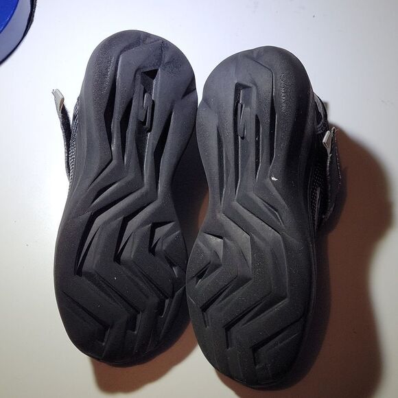 SKECHERS GO RUN KIDS SNEAKERS WITH VELCRO STRAP CLOSURE - Picture 15 of 15